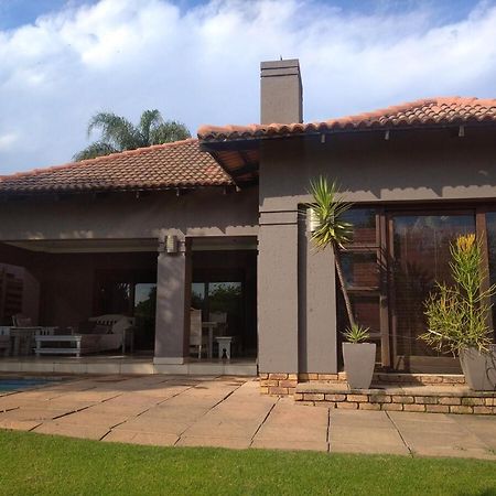 Pecanwood Estate Dream Views 4 Bedroom Villa With Pool Хартбиспурт Экстерьер фото